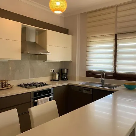 3 Bedroom Flat 500m Walking Distance To The Beach In Yahsi With Terrace Ortakent
