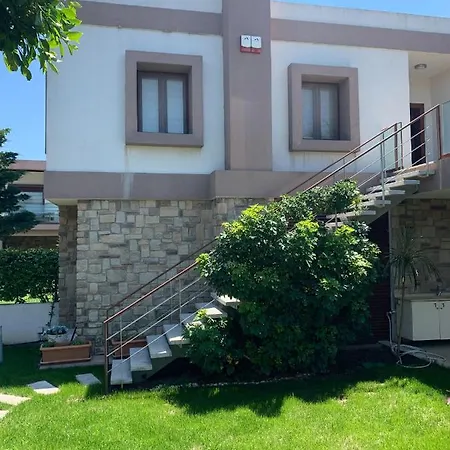 Διαμέρισμα 3 Bedroom Flat 500m Walking Distance To The Beach In Yahsi With Terrace Ortakent